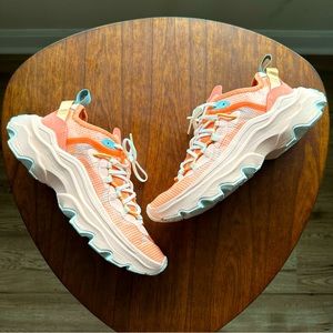 Sorel Kinetic Breakthru Tech Lace Hiking Sneaker Size 9.5